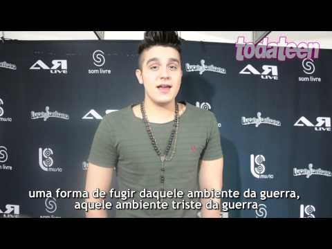 Luan Santana apoia a campanha Ler é TDB dá dica de leitura