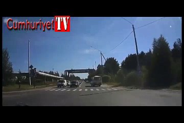 Sürücüden trafikte örnek davranış
