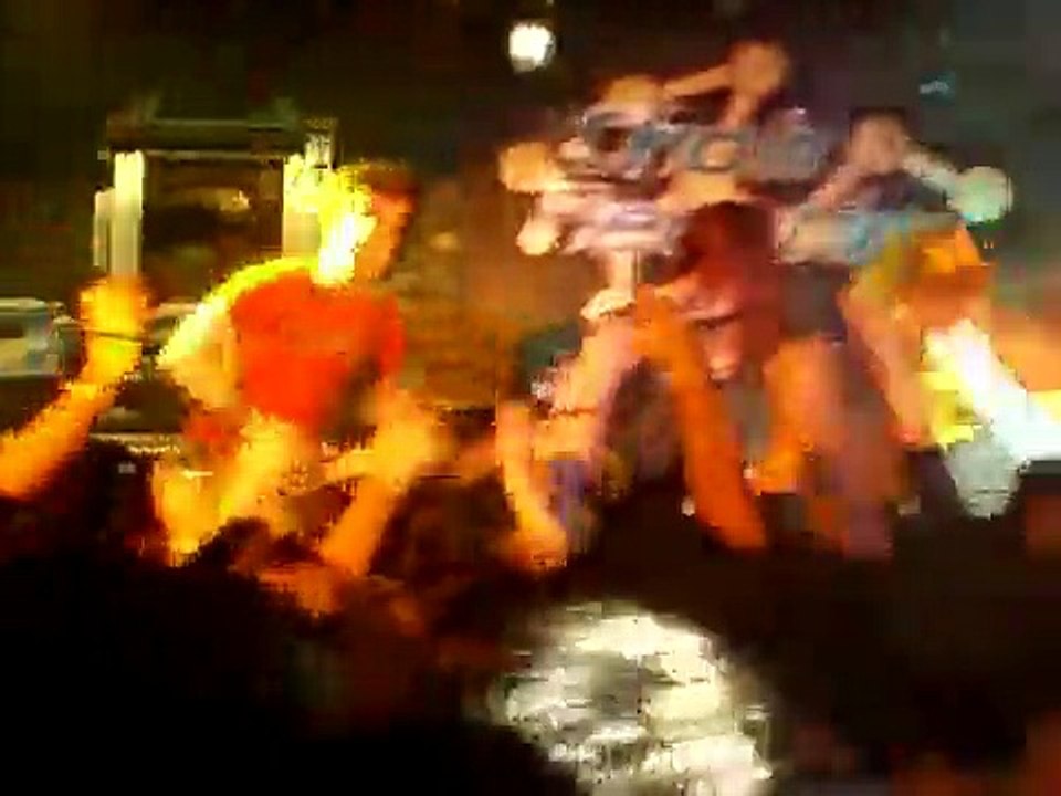 "OLD" PARAMORE - ALL WE KNOW at chain reaction