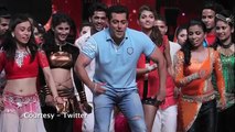 Salman Khan PROMOTES 'Bajrangi Bhaijaan' on 'DID'