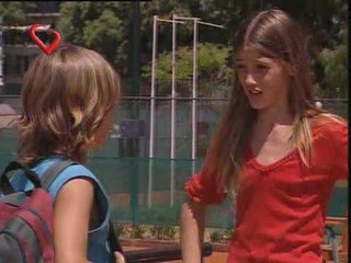 Rincón de luz capitulo 21, Lucas besa a Lu