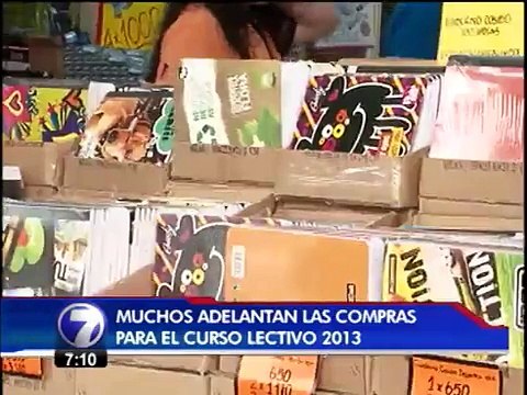 Expertos recomiendan caminar y comparar antes de comprar útiles escolares