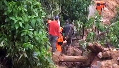 Las lluvias se ensañan de nuevo con la sierra de Río y dejan 16 muertos