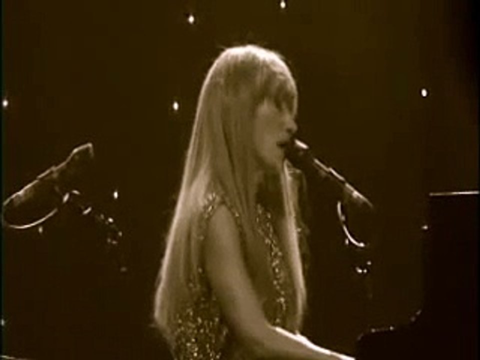 Tori Amos Etienne Live