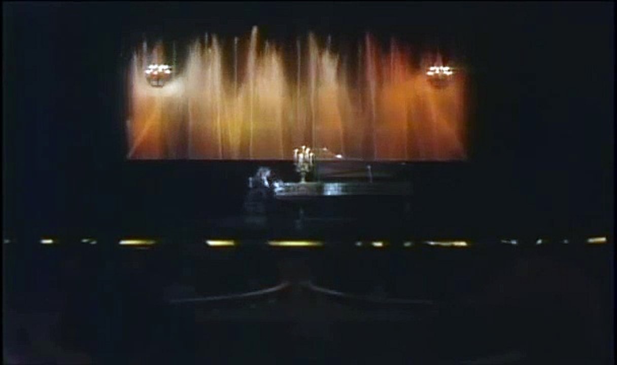 Liberace Beer Barrel Polka video Dailymotion