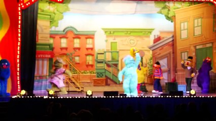 Sesame Street Live Lets Dance Thrills kids