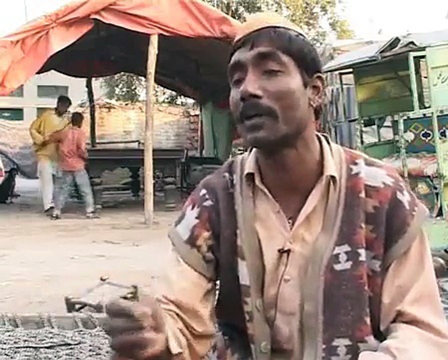 Pakistani Gypsy (Khana Badosh/ Pakhi Wass)