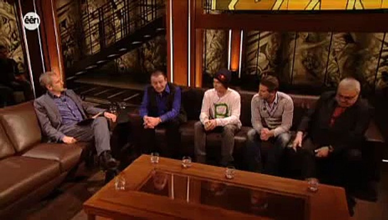 Meester, hij begint weer - Frank Dingenen