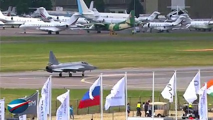 Pakistan Air Force039s JF-17 Thunder at Paris Air Show 2015 Day 2 - June 16 2015 Complete Video