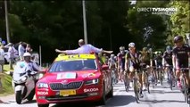 20 ciclistas protagonizaron caída masiva en la tercera etapa del Tour de France
