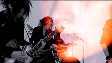 Vermilion. [sub español]