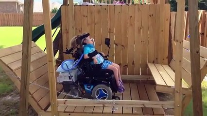 Parce que tout le monde mérite de faire un jour de la balançoire