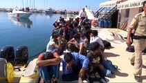 Turkey captures 157 illegal immigrants in Aegean Sea