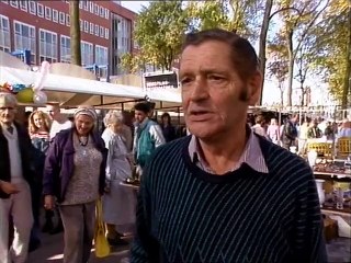 Vlooienmarkt na jaren terug op het waterlooplein - 1988