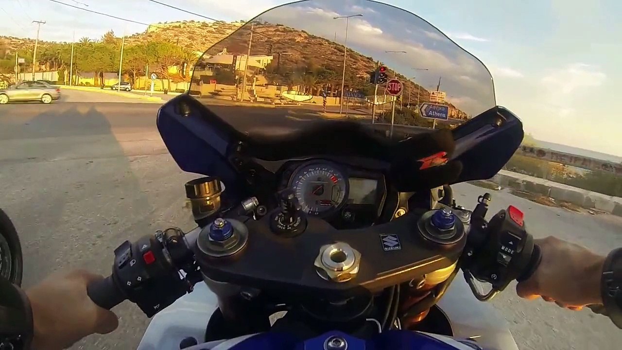Honda Cbr 1000rr 2008 vs Suzuki Gsxr k8 1000 Athens, Greece GoPro Hero 3