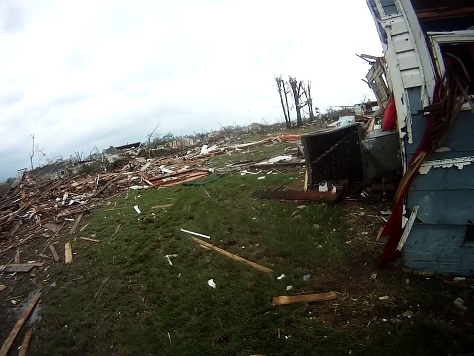 4/27/2011 Tuscaloosa Tornado Damage Minutes after a F5 Tornado Destroyed 30% of this City.