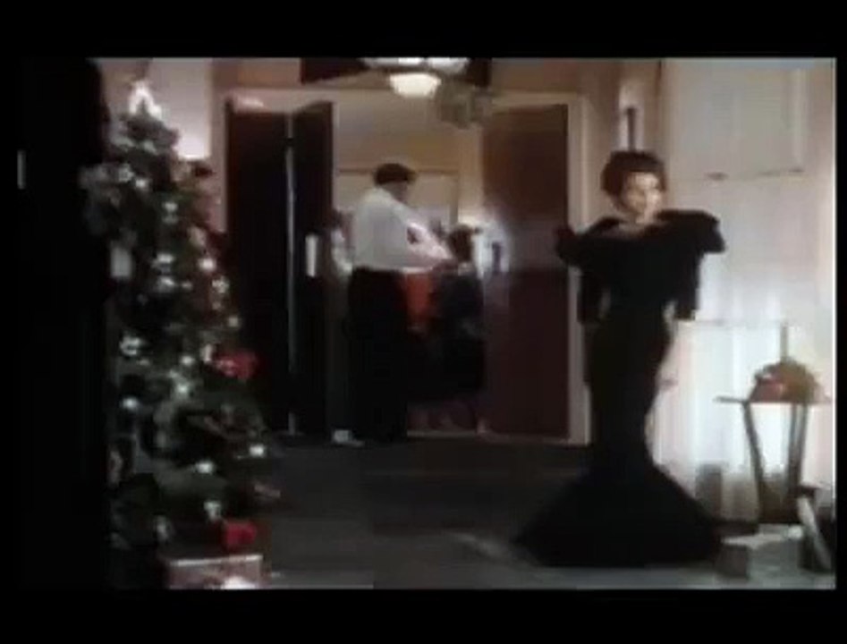 After Eight 'Cool, Dark & Sophisticated' TV ad - 10 sec advert