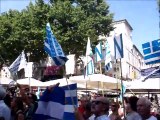 Soutien au peuple Grec lors de l' ouverture du festival d'Avignon 2015