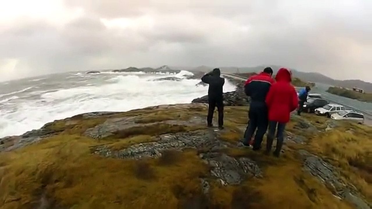 World's Most DANGEROUS Route Ever... !!!