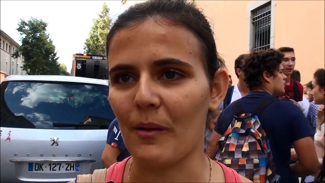 BAC 2015 - Les premières réactions des bacheliers au lycée lalande de Bourg-en-Bresse