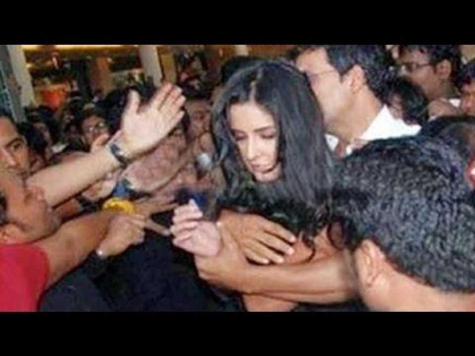 Bollywood Actresses MOLESTED in Public | Katrina Kaif, Bipasha Basu, Ameesha Patel