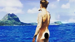 Justin Bieber Flaunts Bare NAKED Butt