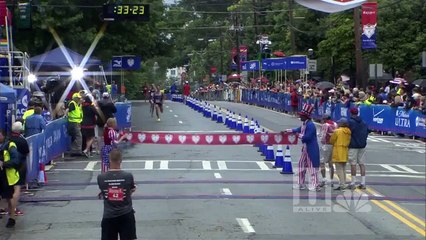 Ben Payne lève les bras trop tôt et se fait coiffer sur la ligne