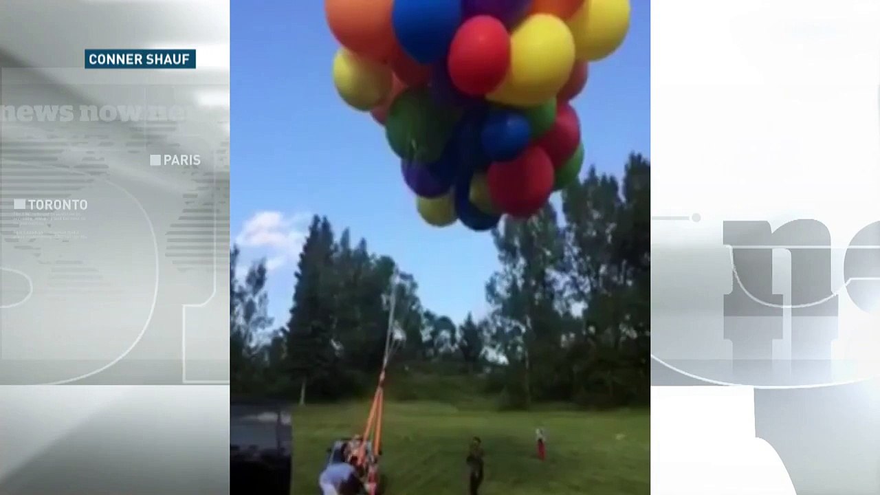 Comme dans le film La-Haut Il s'attache à des ballons, s'envole...et finit en prison