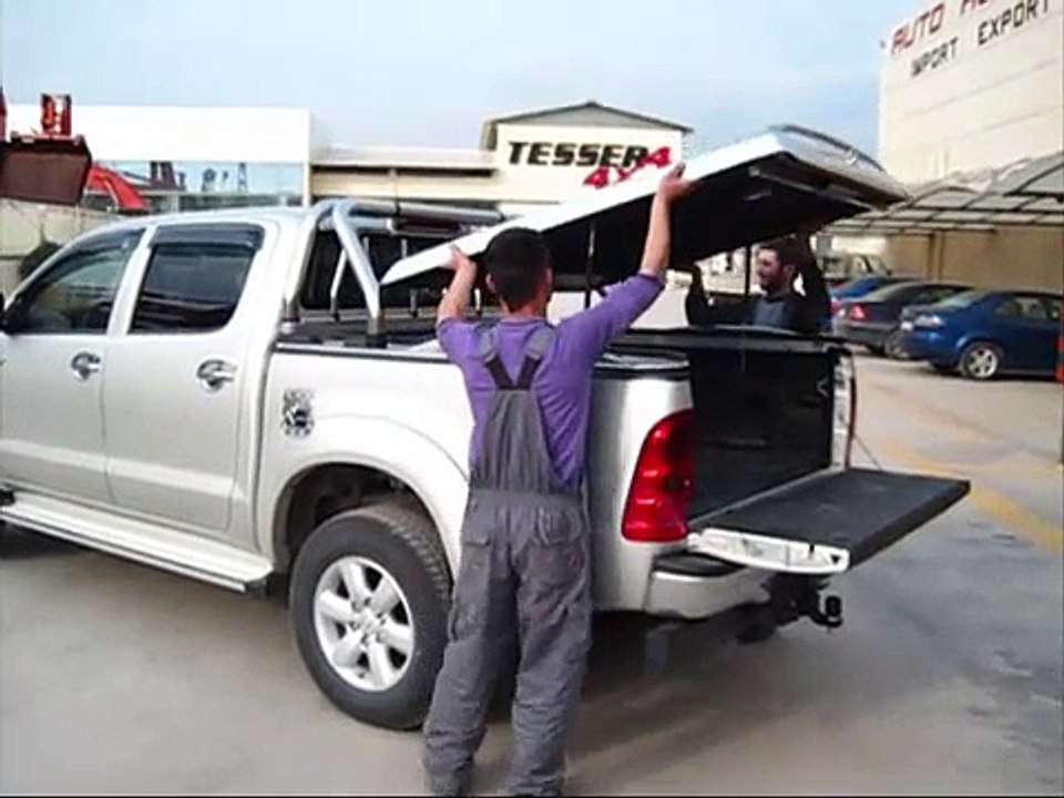 At www.accessories-4x4.com: Toyota Hilux 4x4 Vigo sport cover roll bar 2010 2011 offroad accessories