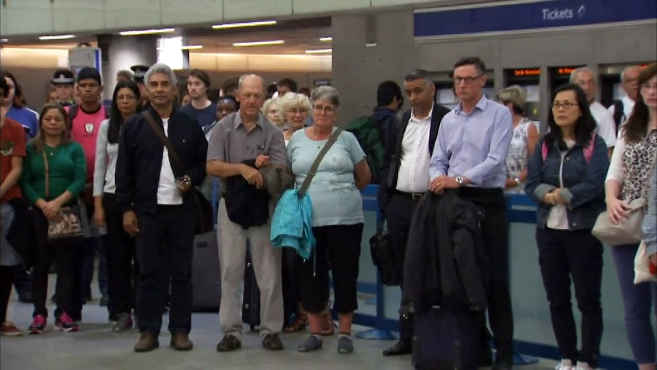 London pauses for a minute to remember 7/7 victims