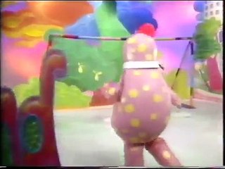 Mr Blobby Plays Football with Garth Crooks