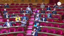 مجلس الشيوخ الفرنسي يقر مشروع قانون الزواج للجميع