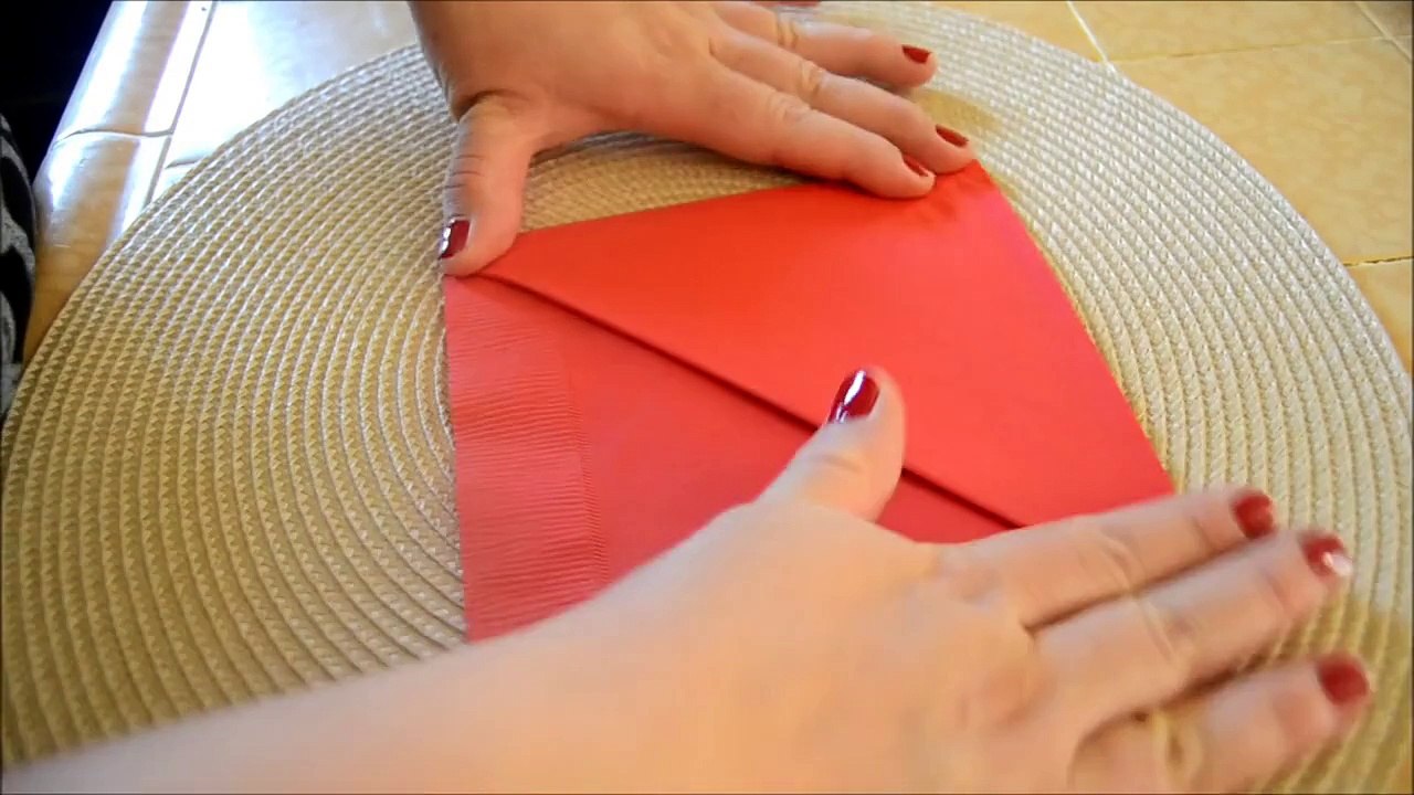Cómo doblar una Servilleta de papel para una fiesta* FACIL Y RAPIDO!!!!!! - Madelin's Cakes