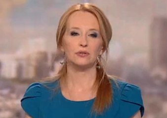 Comment les télés se souviennent des attentats de janvier, en 42 secondes.