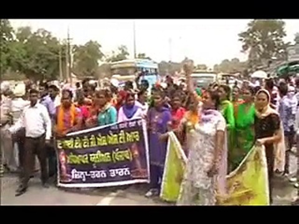 Lathicharge on teachers