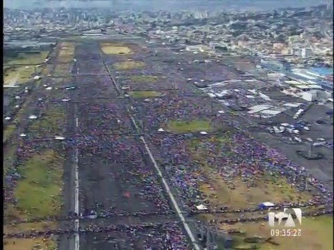 La impresionante vista aérea del Parque Bicentenario previo a la misa campal