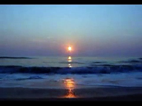 Coucher de soleil avec bruit des vagues et musique zen relaxante