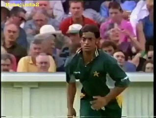 10 wickets you haven't seen from Shoaib Akhtar