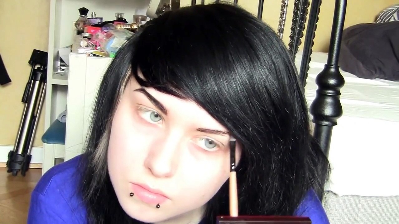 Classic "emo/scene" full makeup