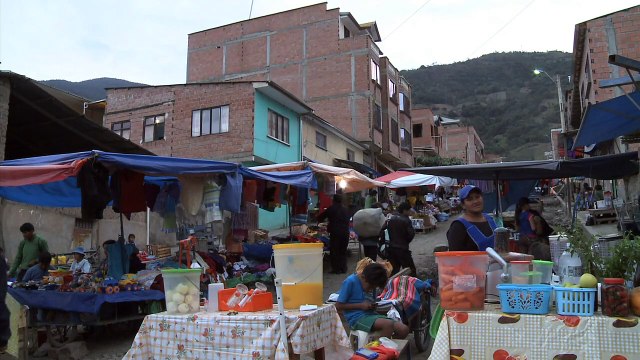 حظر تجول ومنع بيع الكحول في قرية بوليفية اثر اغتصاب اطفال