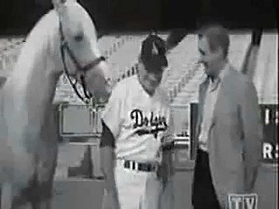 Leo Durocher, Sandy Koufax, & more Meet Mister Ed at Dodger Stadium