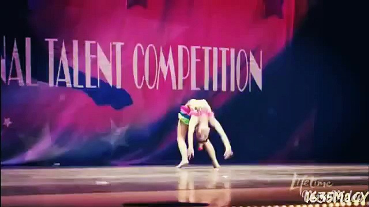 whistle while you work it// Mackenzie Ziegler