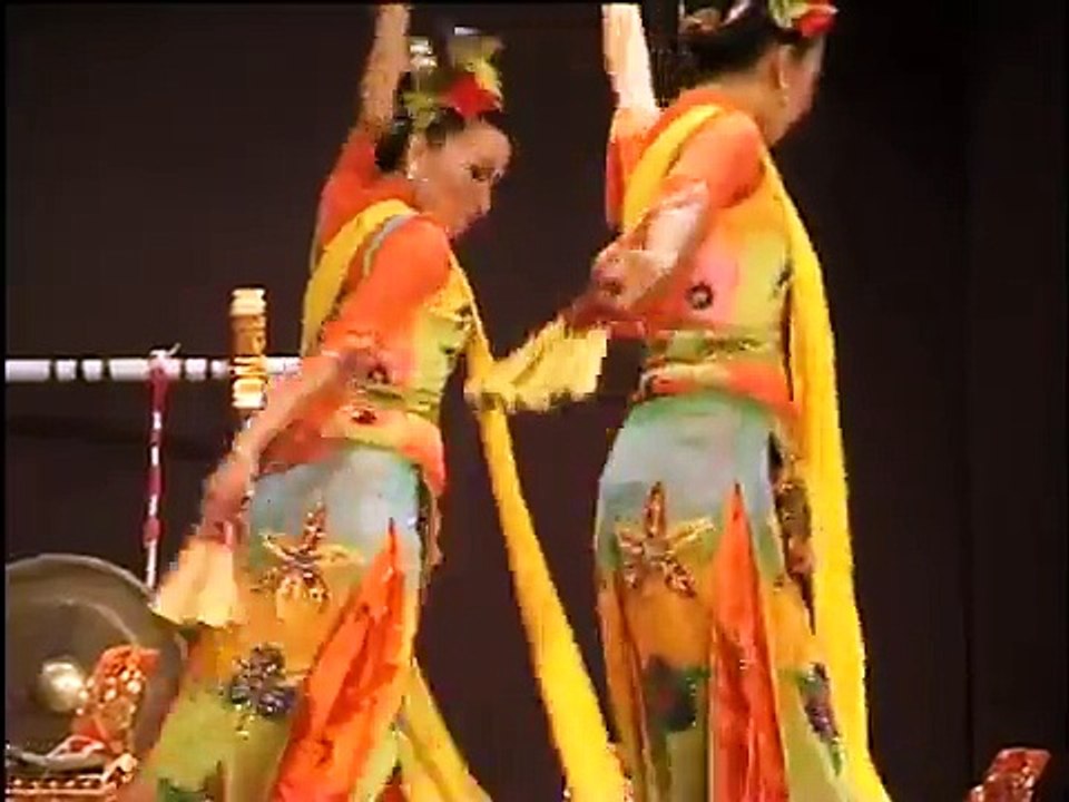 Gala dinner Indonesia - Luxembourg -  Bajidor kahot dance 2008