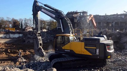 World first Volvo EC 480E excavator in demolition, Laarakkers Sloopwerken
