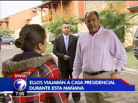 150 familias piden bonos de vivienda en las afueras de la casa de Luis Guillermo Solís