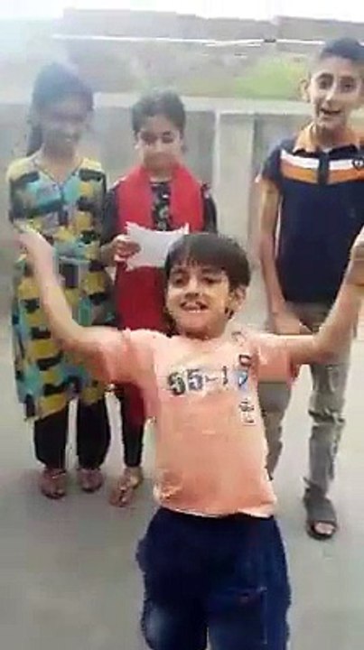 imran khan's parodi, bachon ny to kamal hi kar dia