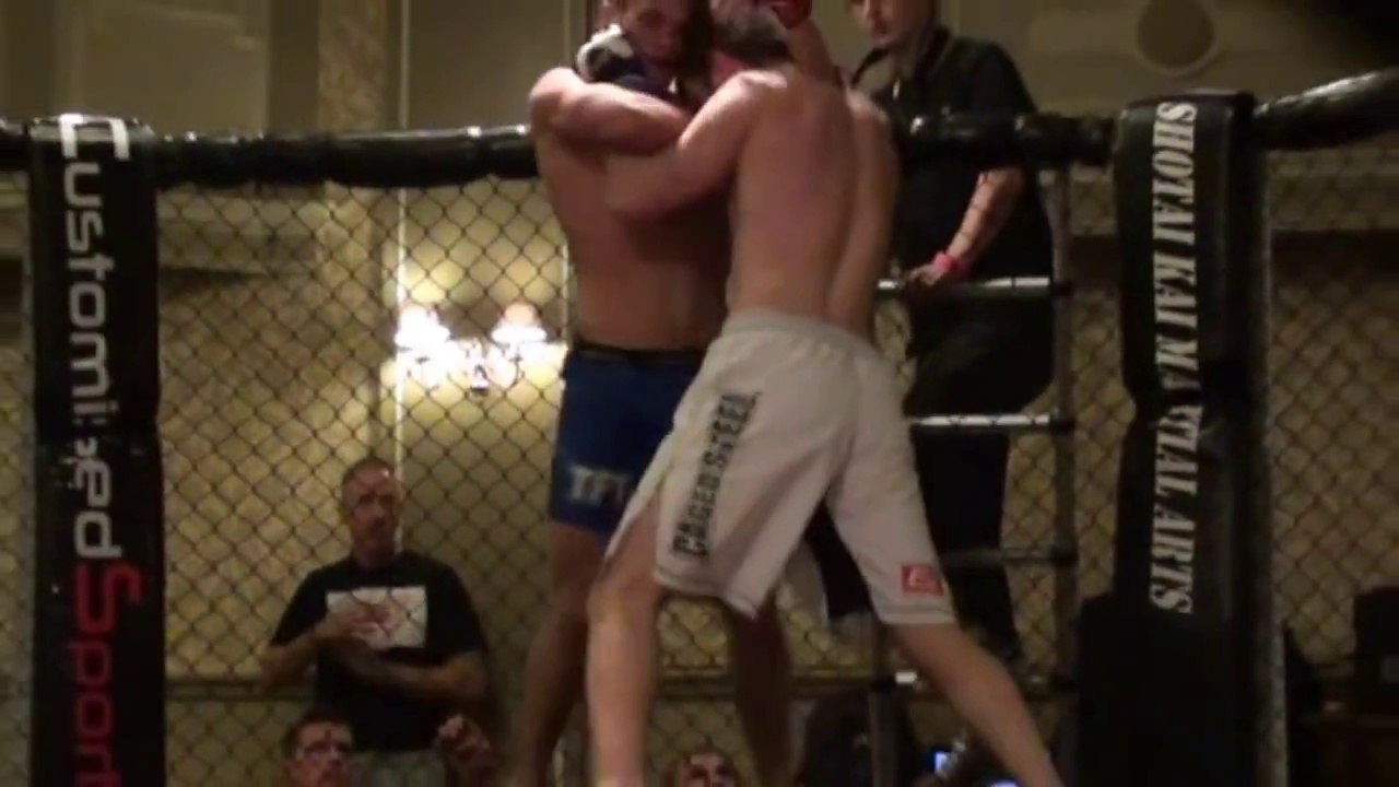 AMAZING CRAZY HIGH KICK KO´S MMA,MUAY THAY , KICK BOXING