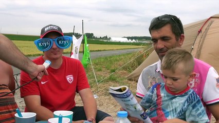 Tour de France : de la caravane à la course, ambiance au secteur pavé d’Artres