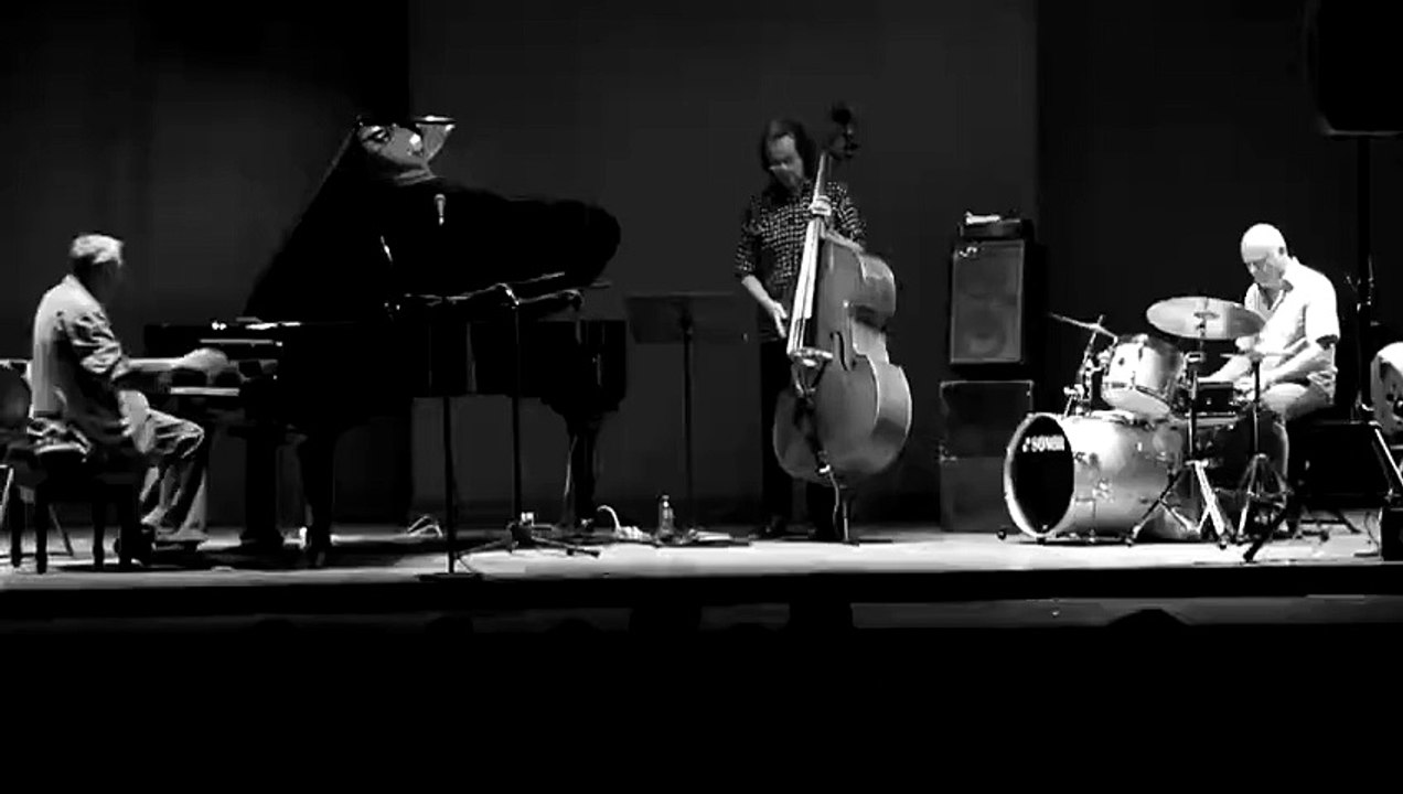 JazzAisneCo-06-2015-René URTREGER trio-3