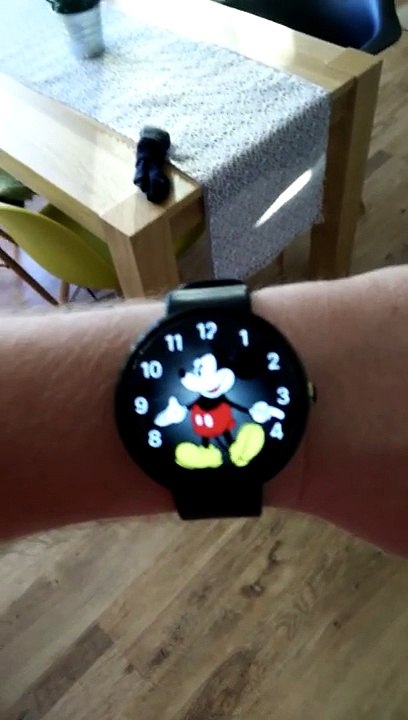 Mickey mouse watch 2025 face android wear